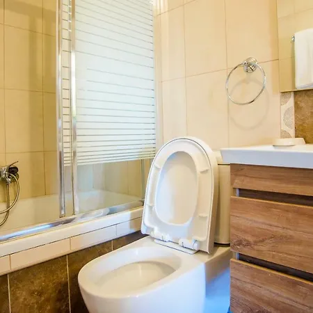 La Casa Di Athena أرغوستولي